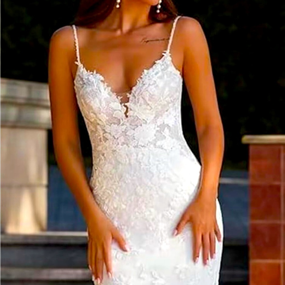 Mermaid style wedding dress